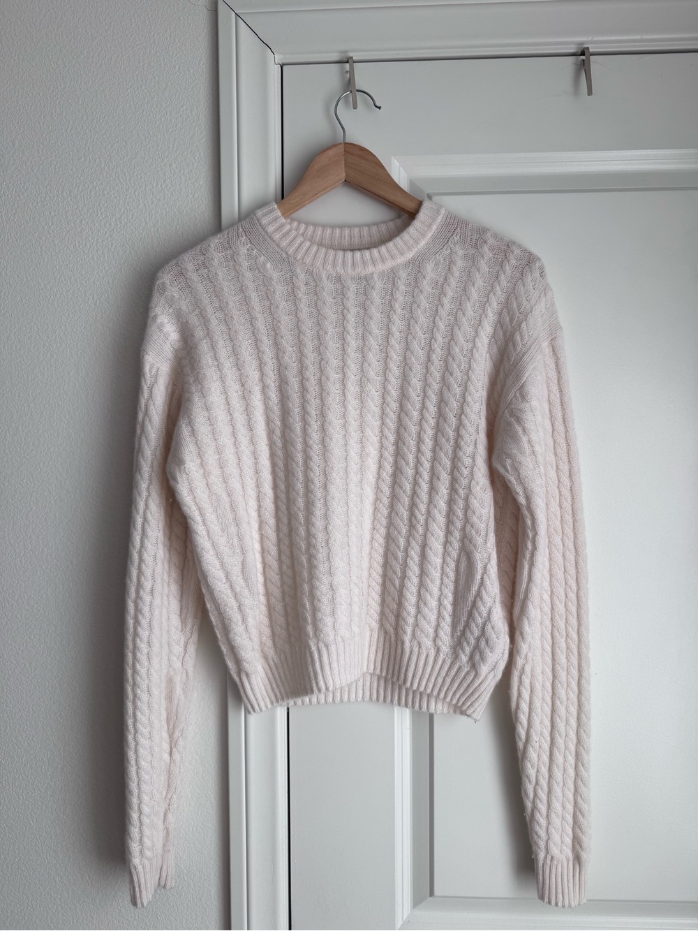 J Crew Perfect Cashmere Cable Knit Crewneck Sweater Size XS